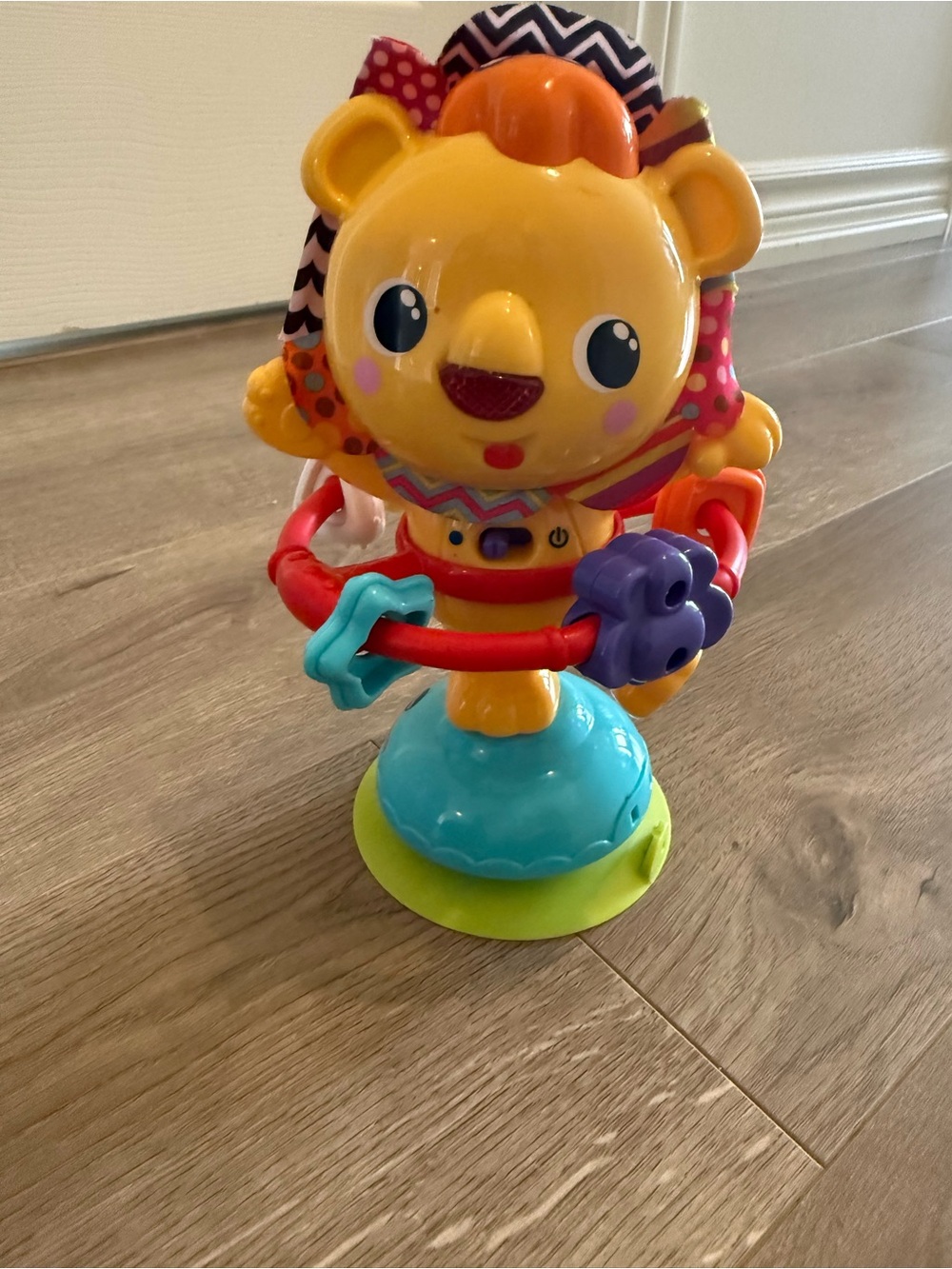 VTech Twist & Spin Lion Interactive Baby Toy